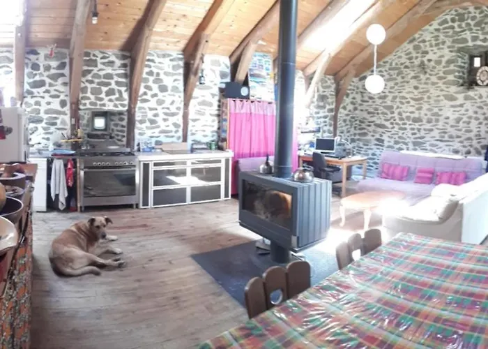 ベッド・アンド・ブレックファスト Bio Et Ecolo Du Besset